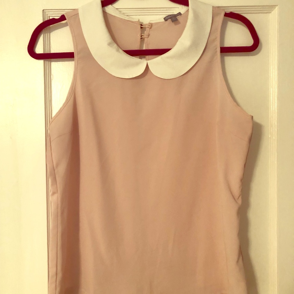Blouse with White collar